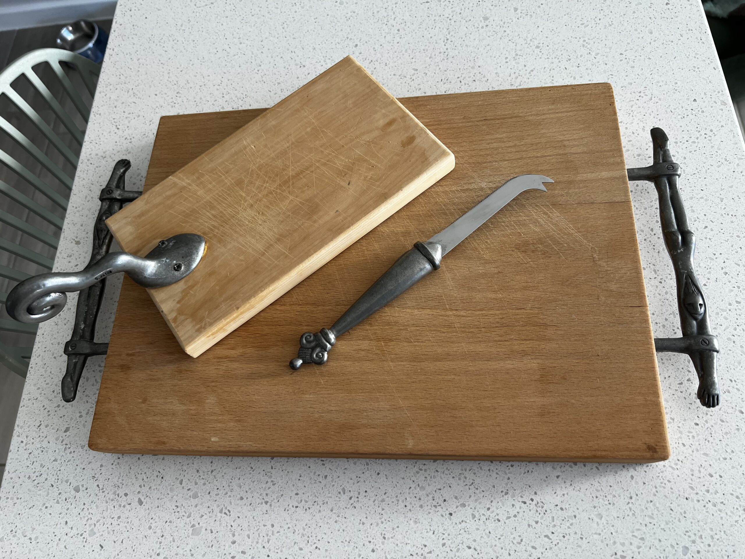 Full serving board and knife set by Carrol Boyes
