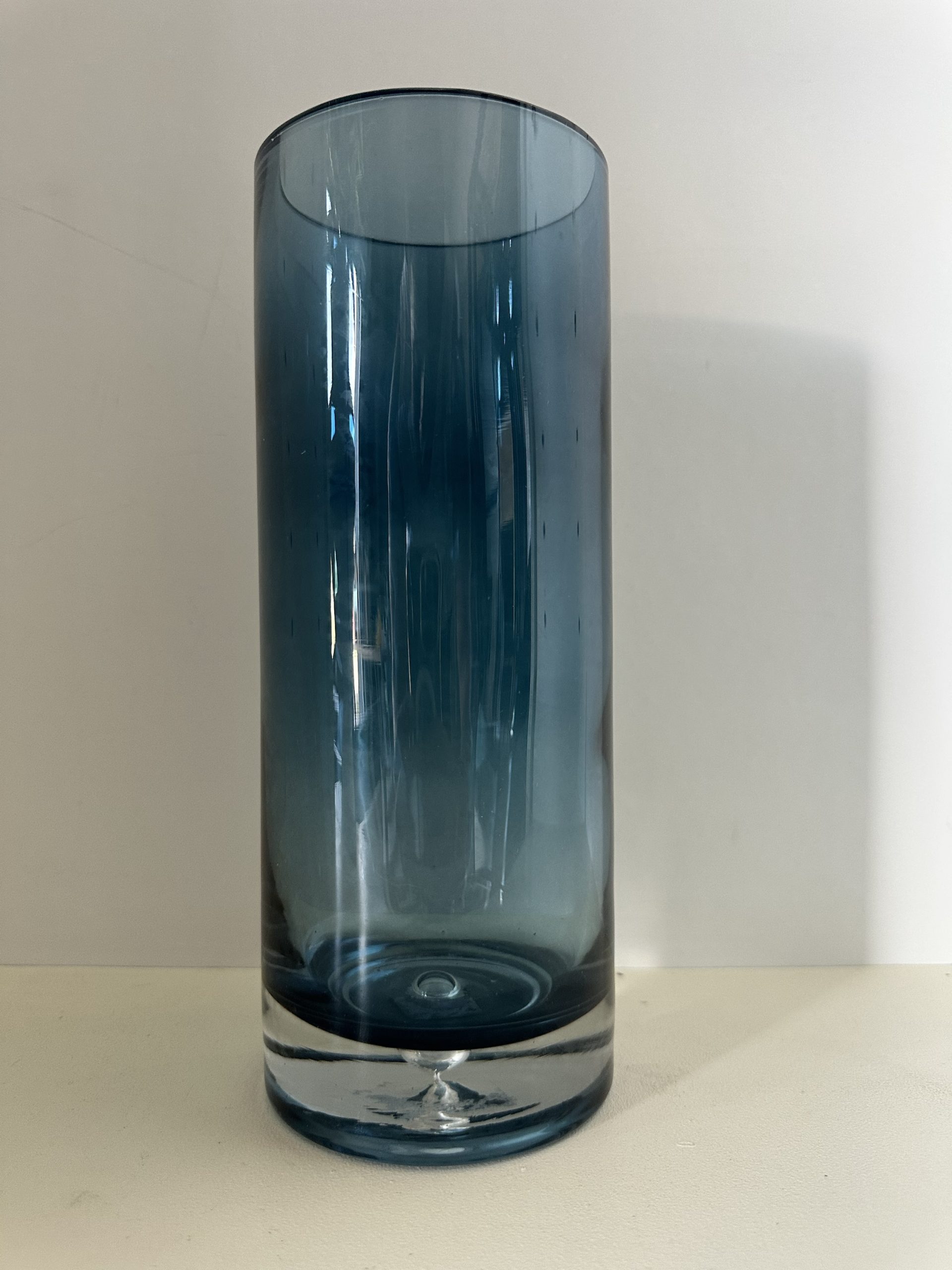 Amica designs - Blue glass vase - Image 4