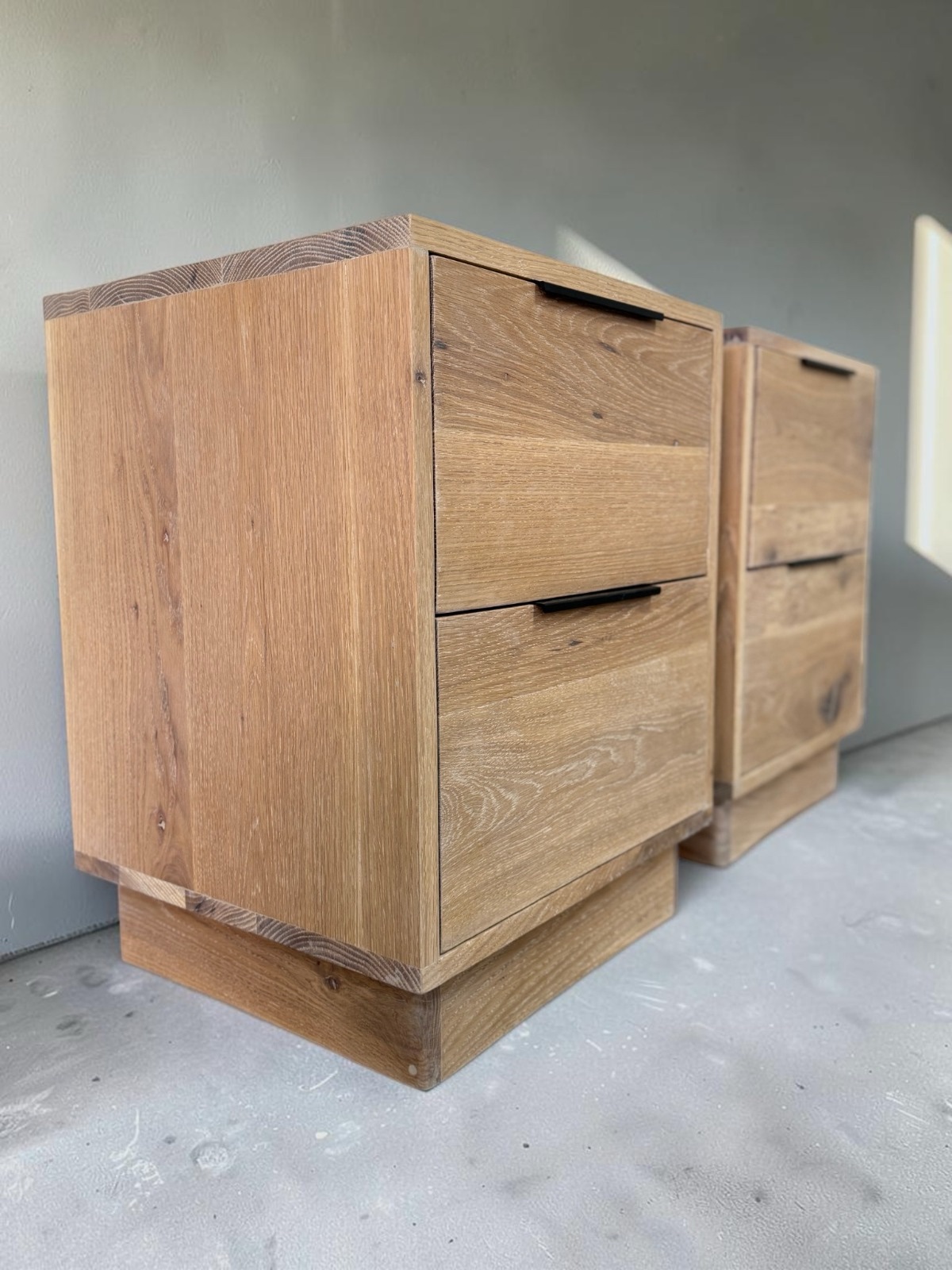 Solid Oak bedside tables large - Image 3