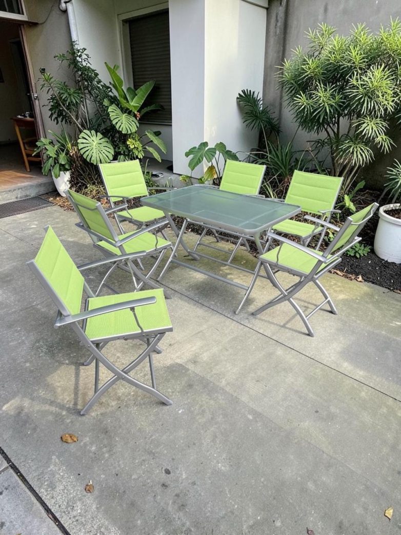Patio Warehouse Outdoor dining set