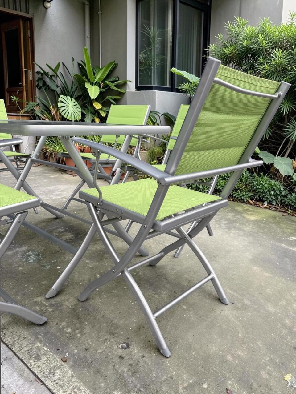 Patio Warehouse Outdoor dining set - Image 4