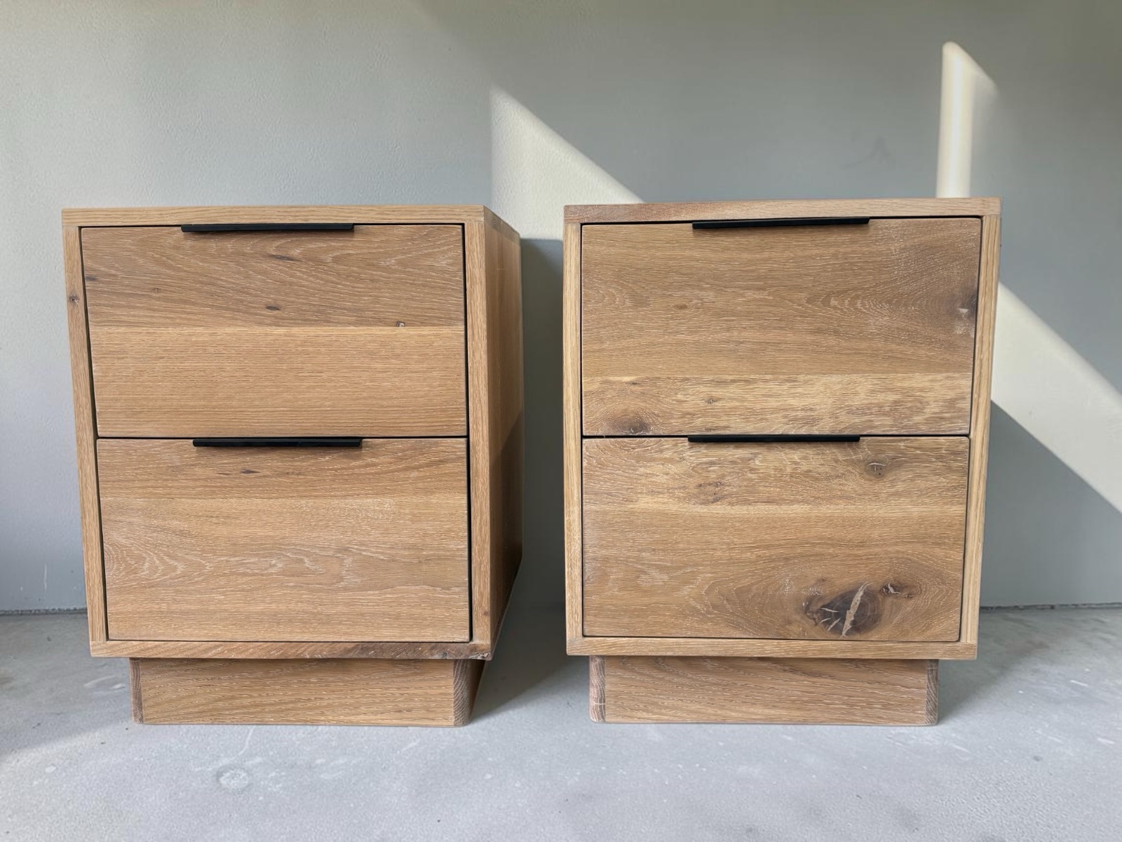 Solid Oak bedside tables large - Image 7